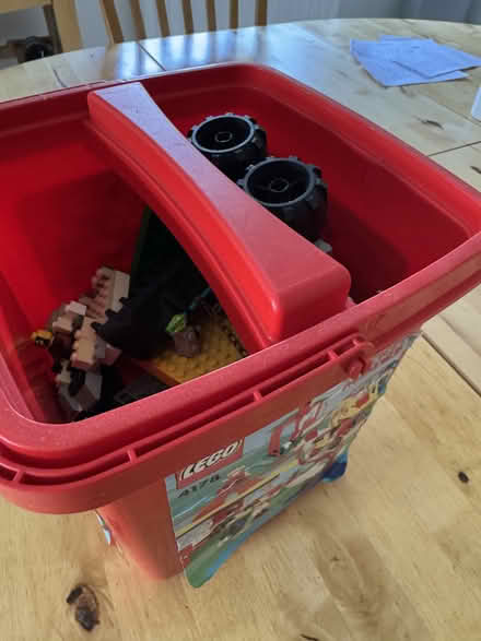 Photo of free lego (Highfields Caldecote) #1