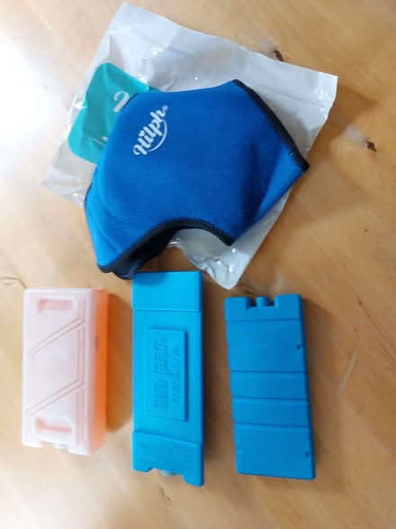 Photo of free Freezer blocks and an ice pack (Divinity Road OX4) #1