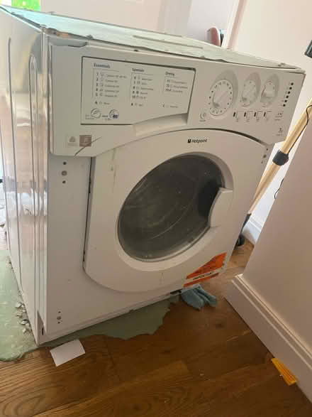 Photo of free Integrated washing machine dryer (South Croydon) #2
