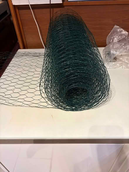 Photo of free roll of chicken wire (Camden Square NW1) #1