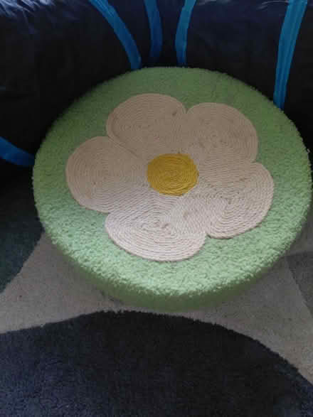Photo of free Cat house/bed, tunnel and scratcher (RG213AD) #2