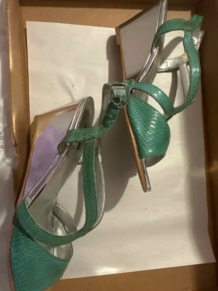 Photo of free Woman’s shoes size 8M (M1l1v7) #4