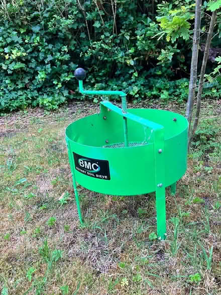 Photo of free Soil riddle (sieve) (CR8) #1