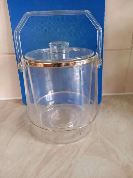 Photo of free Ice cube container (Wildwood ST17) #1