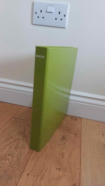 Photo of free Green folder (Bn20 8sz) #1