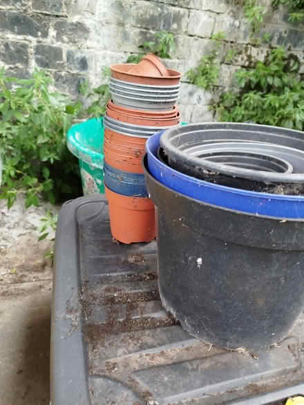 Photo of free Plastic plant pots (Runcorn Dukesfield (old town)) #1