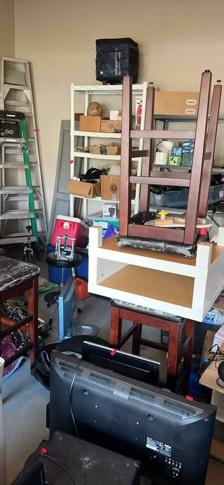 Photo of free Free items at garage sale (Muirkirk) #1