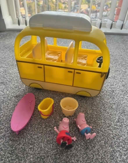 Photo of free Peppa pig campervan (Harrow Wealdstone HA1) #1