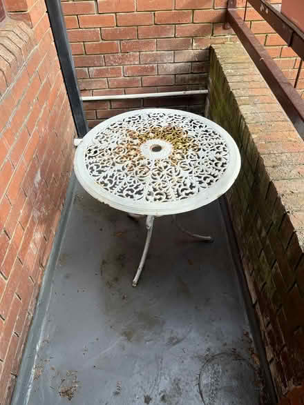 Photo of free Outdoor table (Dublin 6 (Terenure/Rathgar)) #3