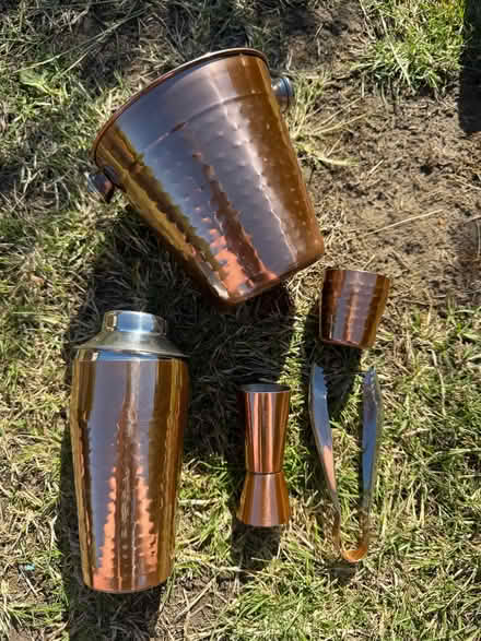 Photo of free Jug, vase, containers, cocktail shaker (Welling DA16) #2