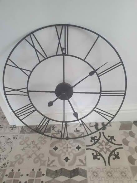 Photo of free Iron clock (Vicars cross CH3) #1