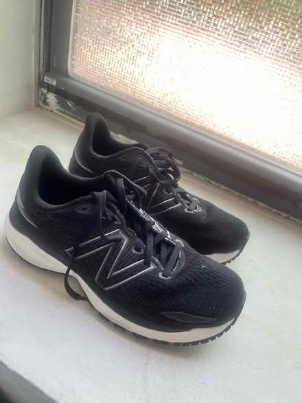 Photo of free 7.5 women’s shoes (East Harlem) #4