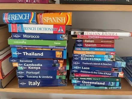 Photo of free OLD lonely Planet books, maps, etc (Haringey, near St Ann's, N15) #1