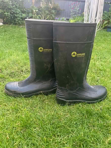 Photo of free Men’s safety wellington boots (Waterlooville PO7 7) #1