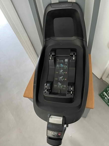Photo of free Baby/childs car seat (Linton CB21) #2