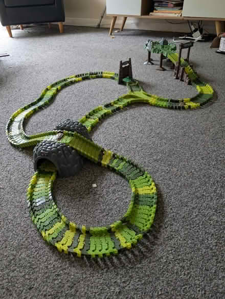 Photo of free Jurassic park themed track (Hatfield AL9) #2