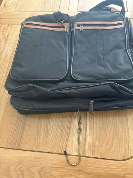 Photo of free Suit/Dress travel bag (Coulsdon) #1