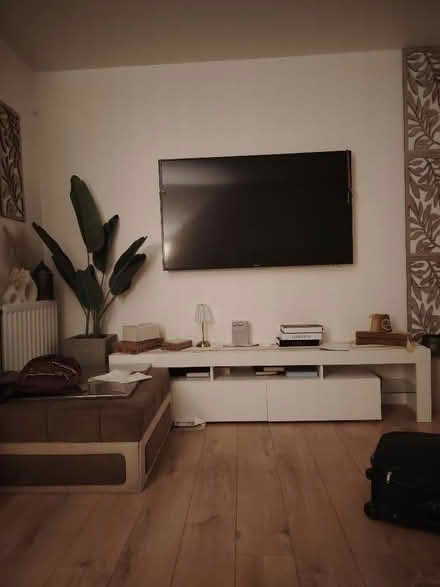 Photo of TV (Craigmillar EH16) #1