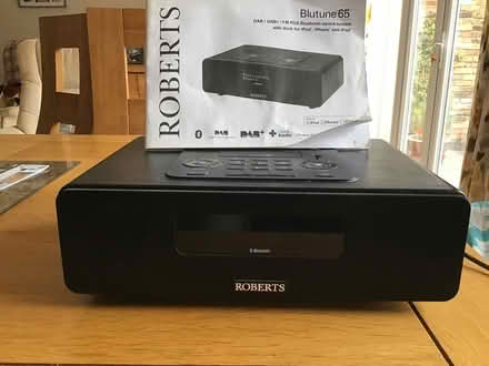Photo of free DAB Radio (Englefield Green TW20 0) #2