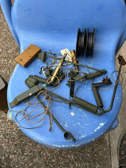 Photo of free Miscellaneous pieces (Harrow HA1) #1