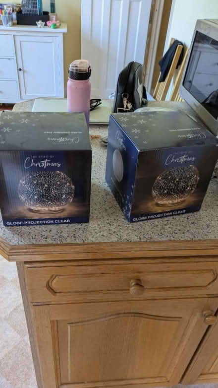 Photo of free Light up Christmas decorations (BR1) #1