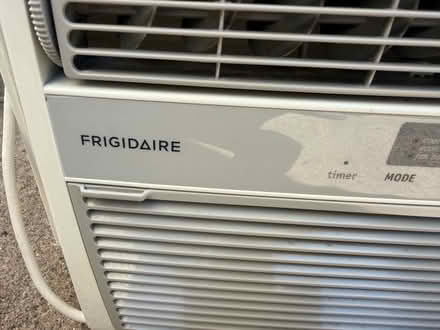 Photo of free Working window AC (Fair Lawn, NJ) #3