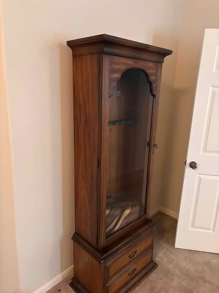 Photo of free Bedroom, Desk, gun case, Treadmill (Dickinson) #4