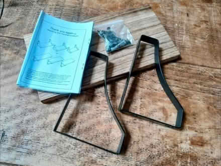 Photo of free Shelf with brackets and fixings (Earley RG6) #1