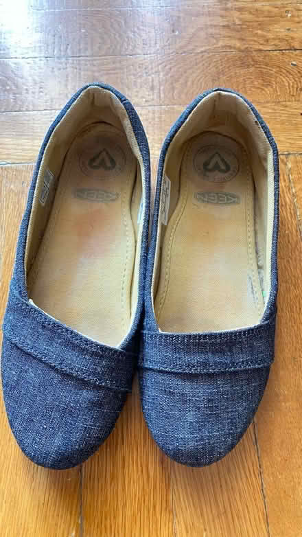 Photo of free KEEN Cortona ballet flats (used) (Philadelphia, 19120) #1