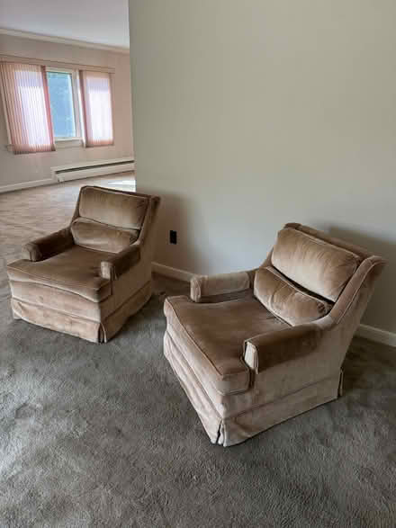 Photo of free Swivel chairs (02459) #1