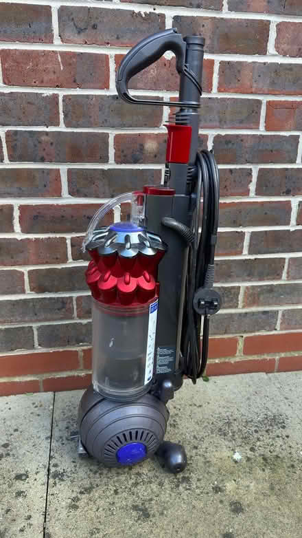 Photo of free Dyson vacuum cleaner (Horsham RH12) #2
