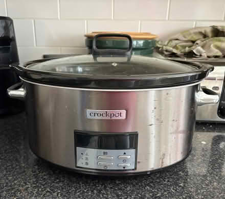 Photo of free Large crockpot slow cooker approx 6 litres (Pennington Green WN2) #1