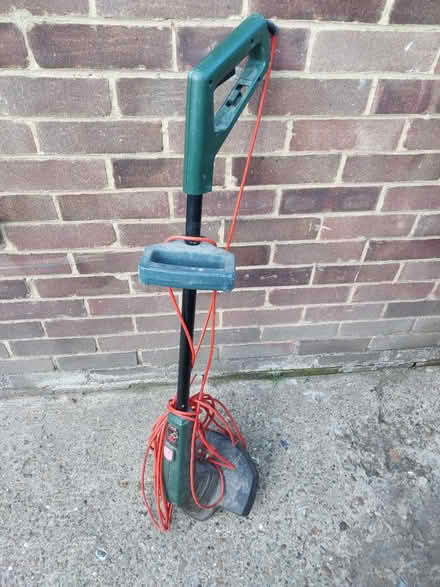 Photo of free Strimmer (DA8 Erith) #1