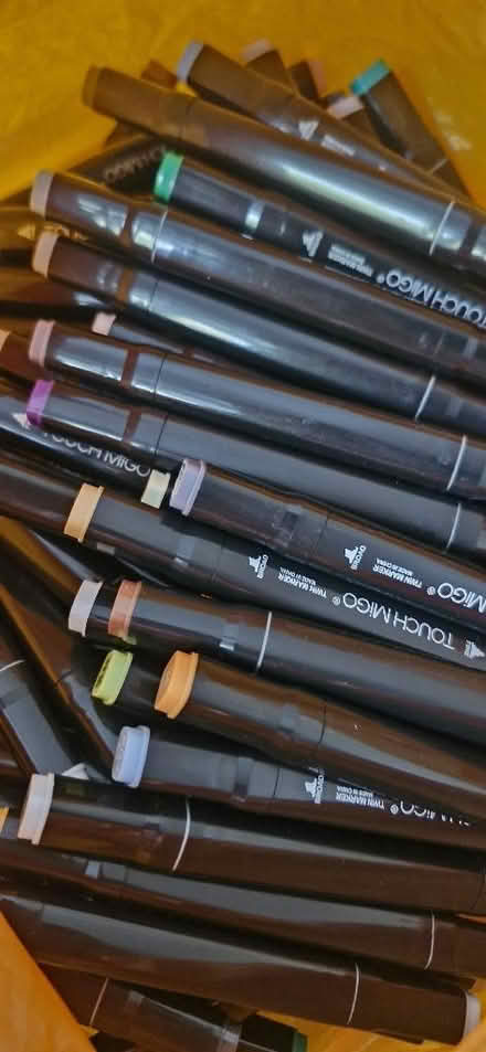 Photo of free Colouring pens (Hanworth RG12) #1