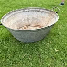 Photo of Old Tin Bath (Bracknell RG12) #1