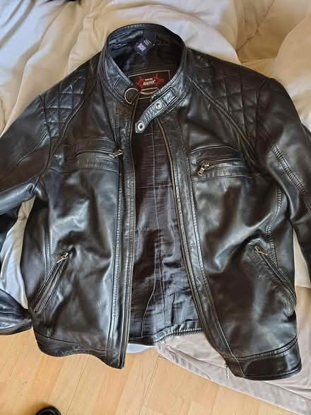 Photo of free genuine leather jacket (Dublin 7, D07 W65T) #1