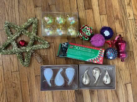 Photo of free Christmas lights and ornaments (Chelsea) #1