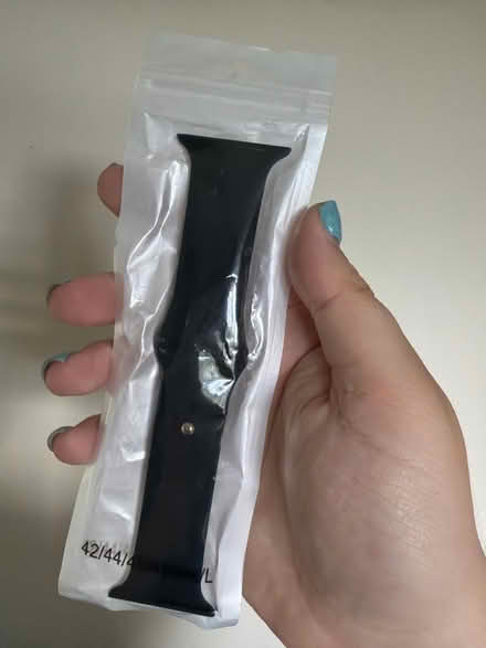 Photo of free Apple watch strap (Collyhurst M8) #1