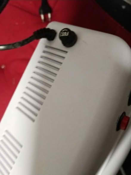 Photo of free Nail dryer lamp (SW15 Putney Vale) #3