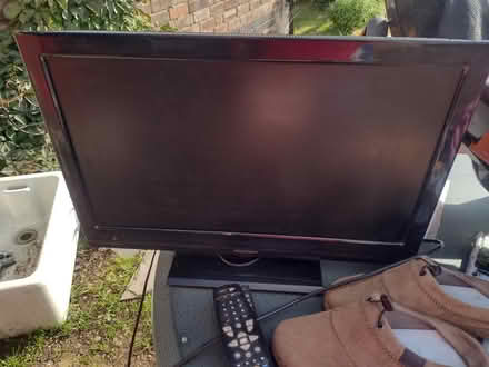 Photo of free Job lot inc tv and leaf blower (Sherwood NG5) #3