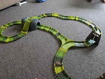 Photo of free Jurassic park themed track (Hatfield AL9) #4