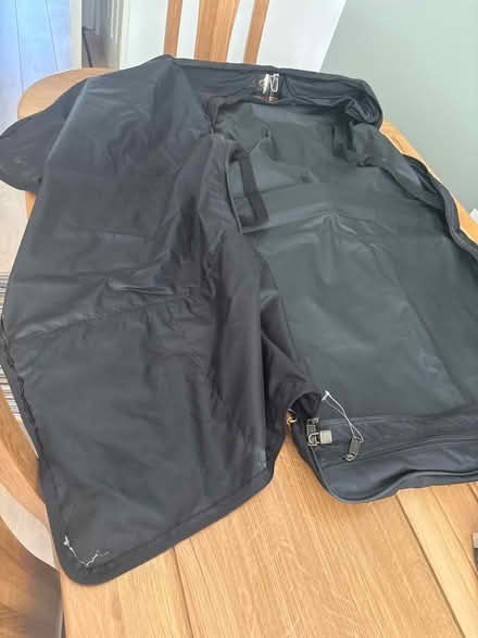 Photo of free Suit/Dress travel bag (Coulsdon) #2
