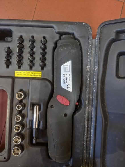 Photo of free Powerbase electric screwdriver, 2.4 V (Burbage SK17) #3