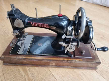 Photo of free Vickers Vintage sewing machine (Silverdale LA5) #2