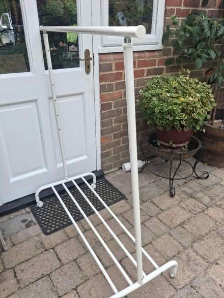 Photo of free Extendable Clothes Rail (Fords Farm RG30) #1