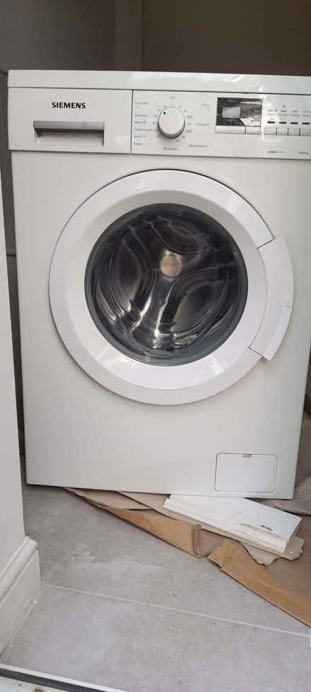 Photo of free Siemens washing machine (Dyke Road area BN3) #2