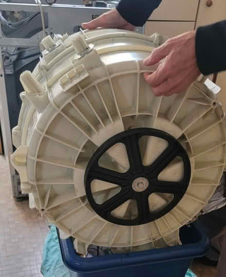 Photo of free Hotpoint WMA50N Washing Machine (Isleworth TW7) #4