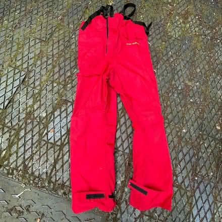 Photo of free XL salopettes (not skiing) in need of repair (Welwyn AL6) #1