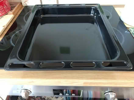 Photo of free Black deep roasting oven tray (Blewbury OX11) #1