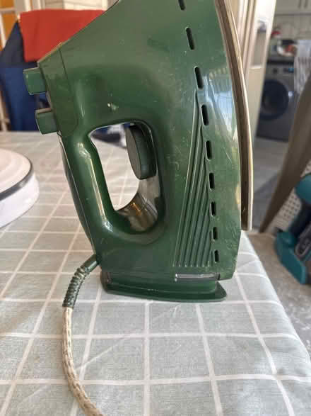 Photo of free Morphy Richard’s steam iron (Croydon/West Wickham) #1